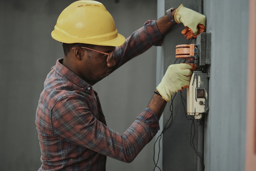 HVAC technician servicing an air conditioning unit on a Los Angeles home